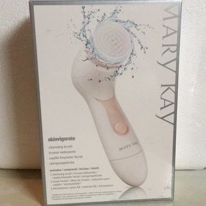 Mary Kay Skinvigorate cleansing brush